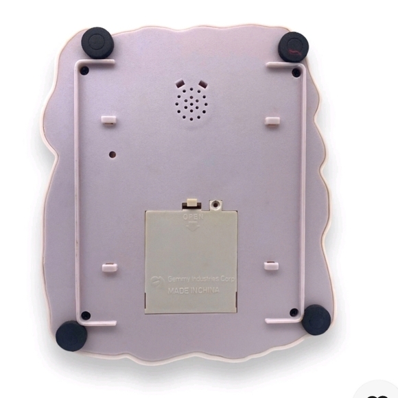 GEMMY Snowboarding Santa Boggies to the song Born to be Wild 2000 Animated Video - Picture 3 of 13